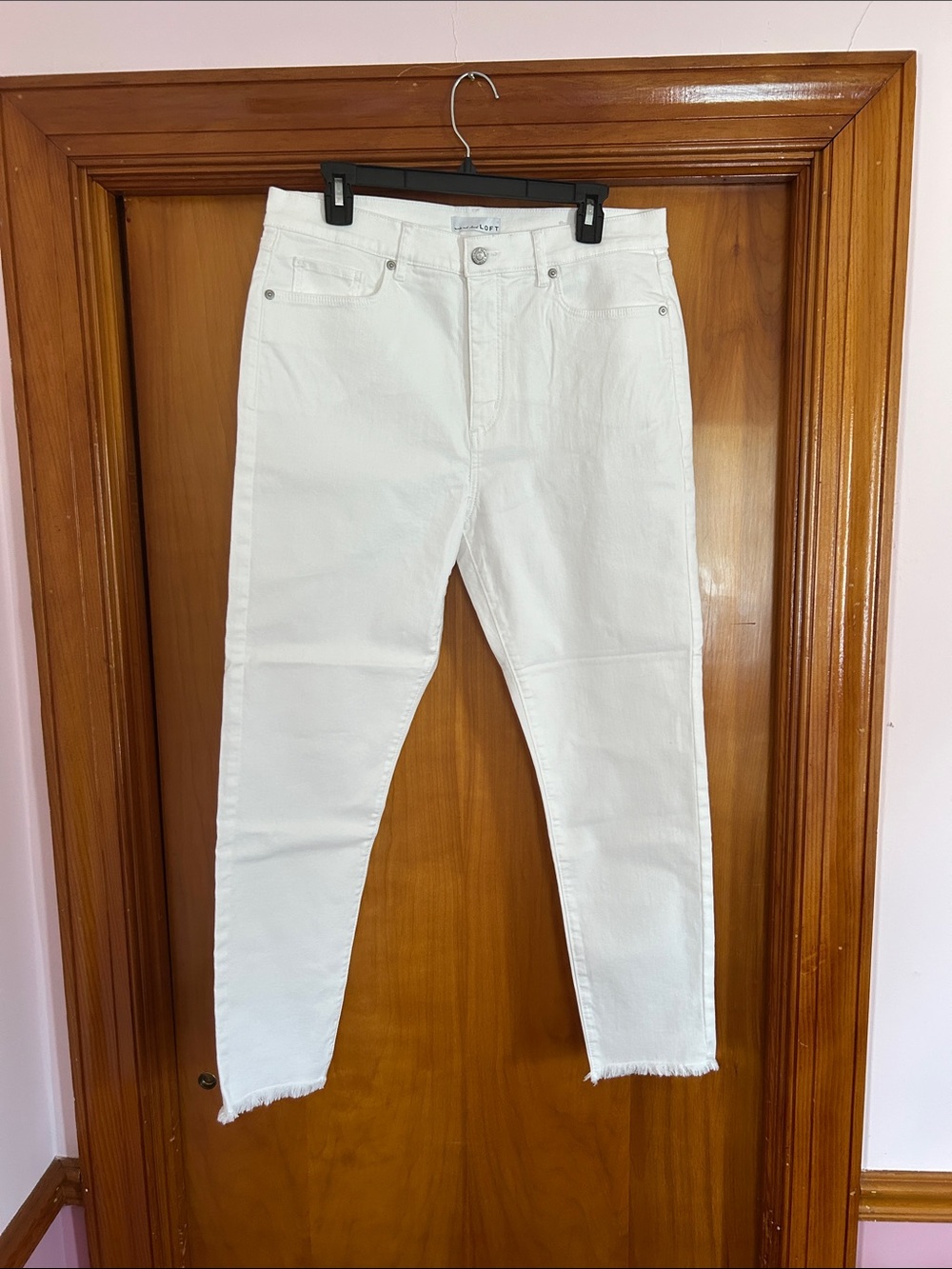White High-Rise Skinny Jeans with Frayed Hem NWOT